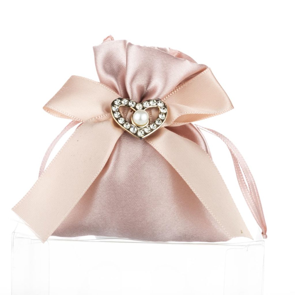 SACCHETTO PICCOLO IN RASO CON FIOCCO E CUORE 8X8